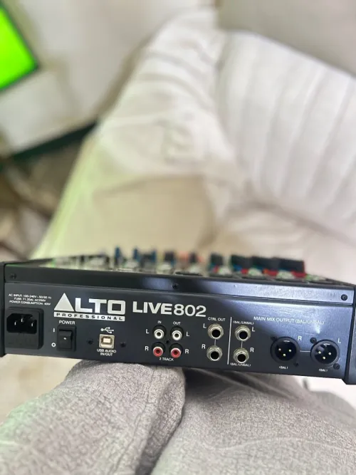 Table de mixage Alto Live 802
