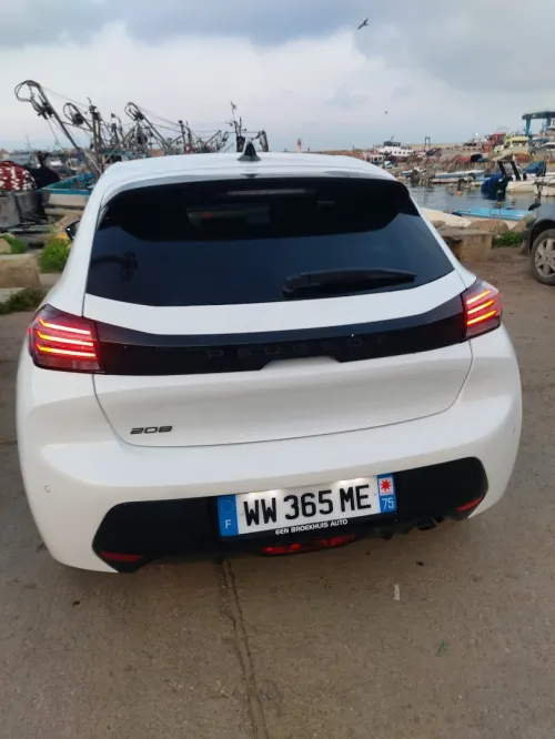 Peugeot 208 2024 Allure Pack