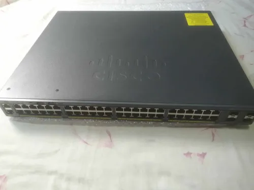 Switch Cisco Catalyst 2960-X Manageable, 48 Ports Giga, PoE, 4 Ports SFP