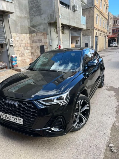 Audi Q3 2023 S line