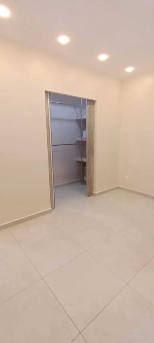 Location Appartement F4 Alger Hydra
