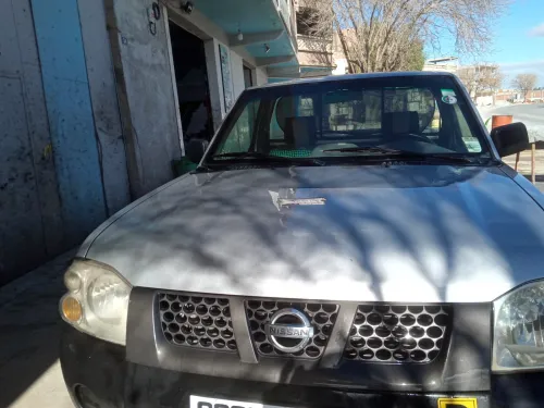 Nissan Hardbody np300 2012 