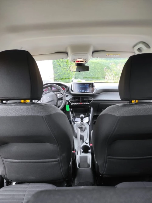 Peugeot 208 2023 E-Style