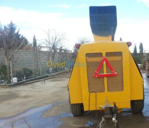 POMPE A BETON