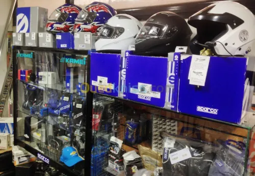 Distributeur Officiel SPARCO  FIA 