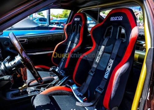 Distributeur Officiel SPARCO  FIA 