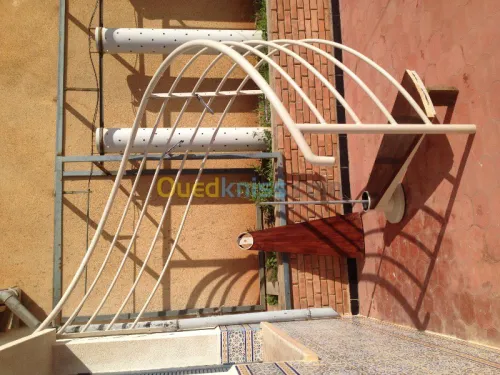 Pose d'escalier et rampe sur mesure