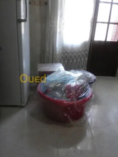 نقل وترحيل الأثاث /DÉMÉNAGEMENT __