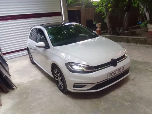 Volkswagen Golf 7 2019 DRIVE
