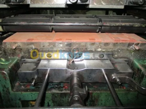 machine étiquettes autocollant 