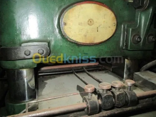 machine étiquettes autocollant 