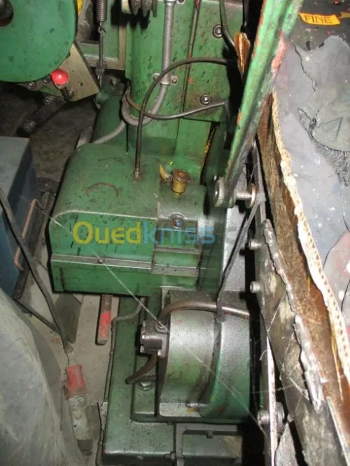 machine étiquettes autocollant 