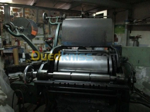 machine étiquettes autocollant 