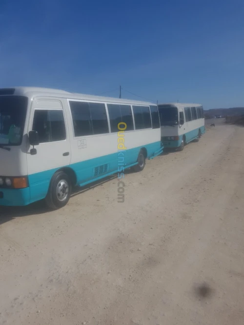 Location bus Toyota Coaster 