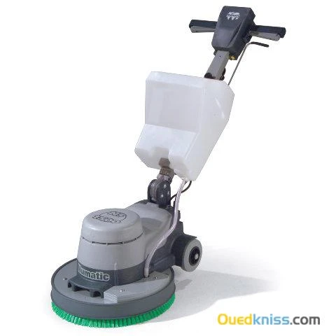 Ponçage carrelage / rénovation sol