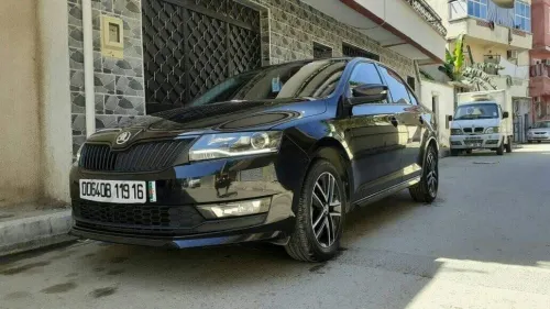 Location voiture entreprise  longue durée  avec chauffeur  sans chauffeur véhicules utilitaires