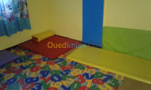 Garderie les petites marionnettes