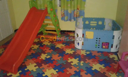 Garderie les petites marionnettes