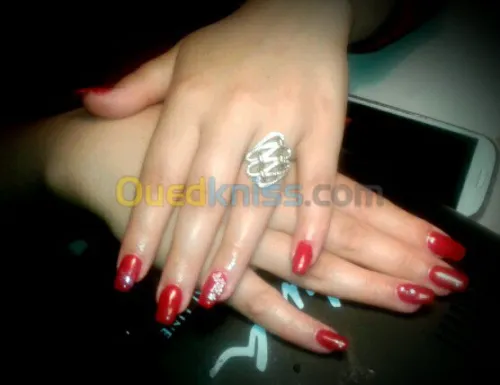 Beauté des mains jusqu'au Pieds