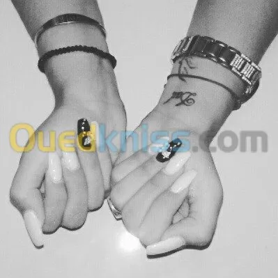 Beauté des mains jusqu'au Pieds