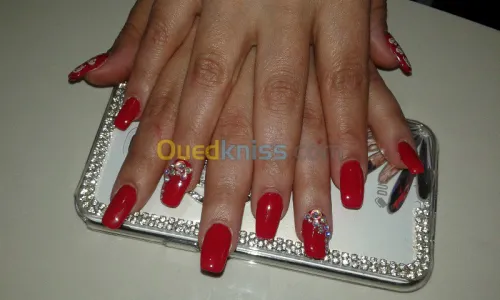 Beauté des mains jusqu'au Pieds