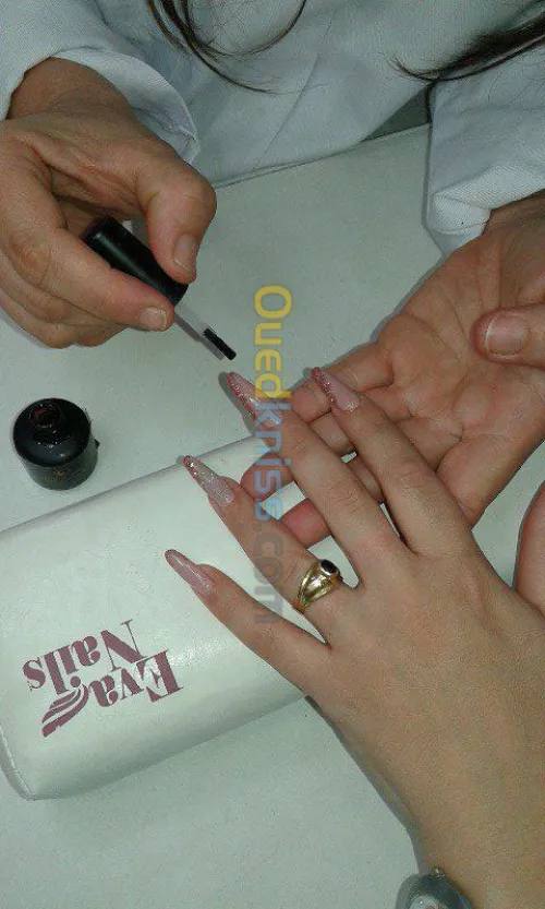 Beauté des mains jusqu'au Pieds