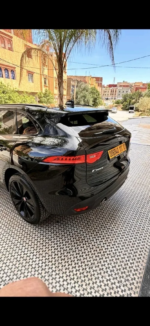 Jaguar F pace 2017 R sport