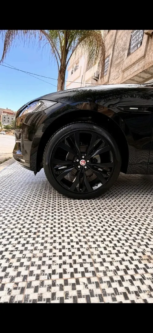 Jaguar F pace 2017 R sport