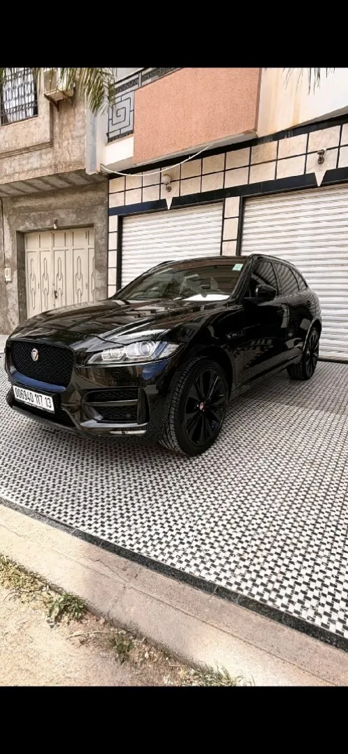 Jaguar F pace 2017 R sport