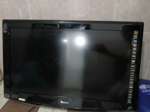 Télévision stream 32'' ancien