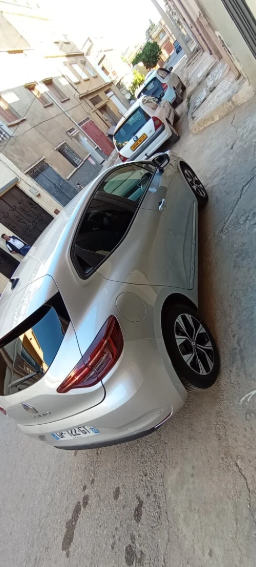 Renault Clio 5  2023 Evolution
