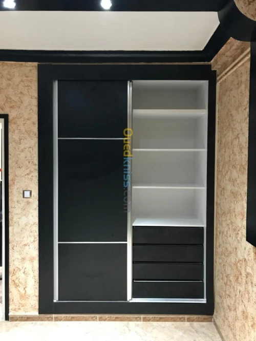 Placard /Dressing/ lit capitonné en 07j