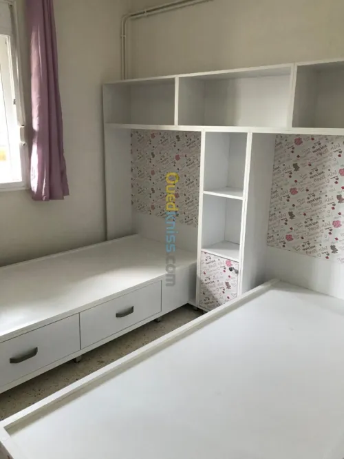 Placard /Dressing/ lit capitonné en 07j