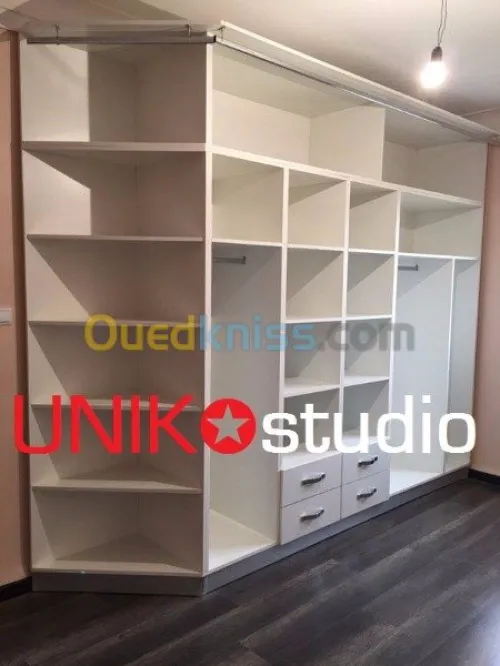 Placard /Dressing/ lit capitonné en 07j