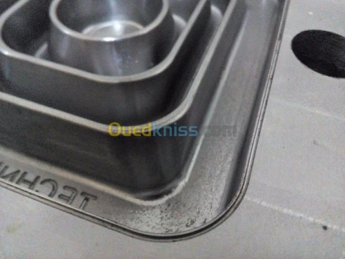 FABRICATION moule injection plastique 