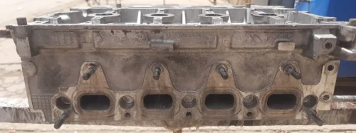 culasse de DACIA DUSTER 2015 Essence 16 valves