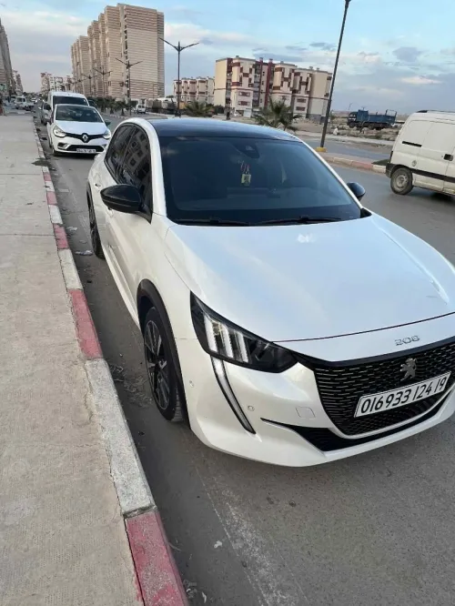 Peugeot 208 2024 GT