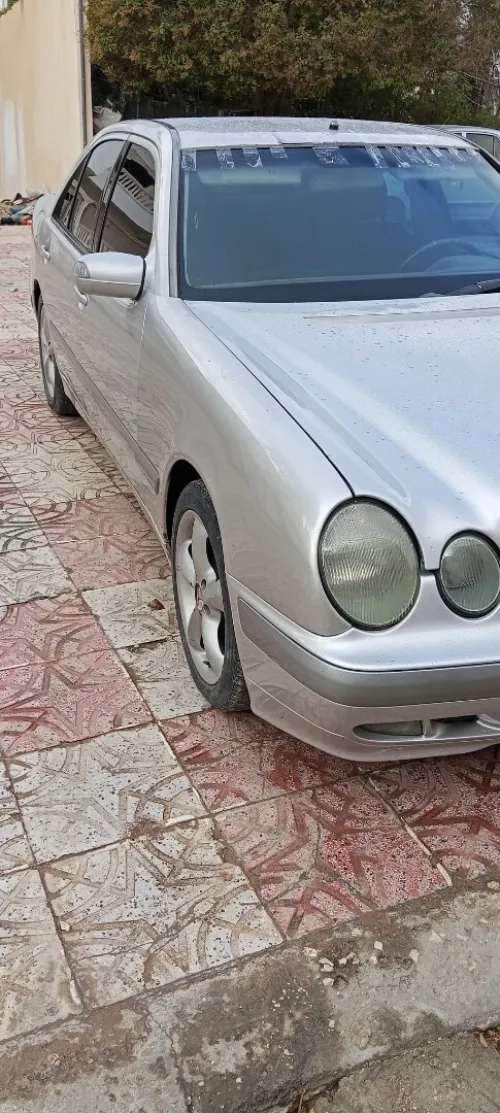 Mercedes W210 4 phar 1996 Élégance