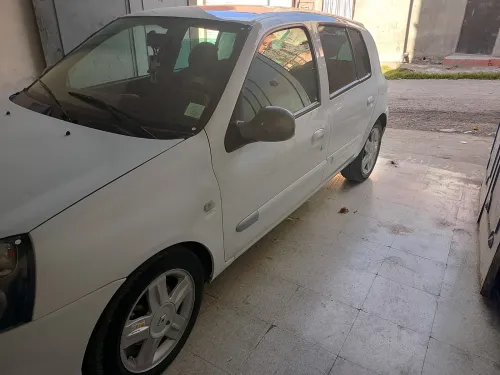 Clio Compis 2013 Bay bay