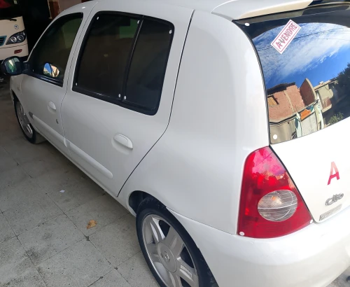 Clio Compis 2013 Bay bay