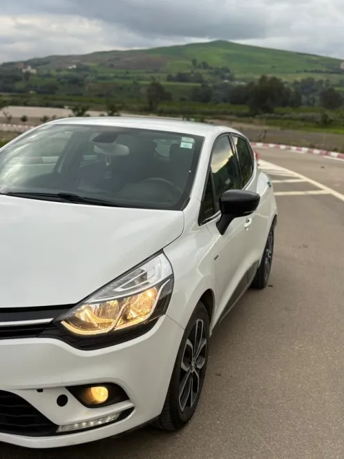 Renault Clio 4 2019 Limited 2