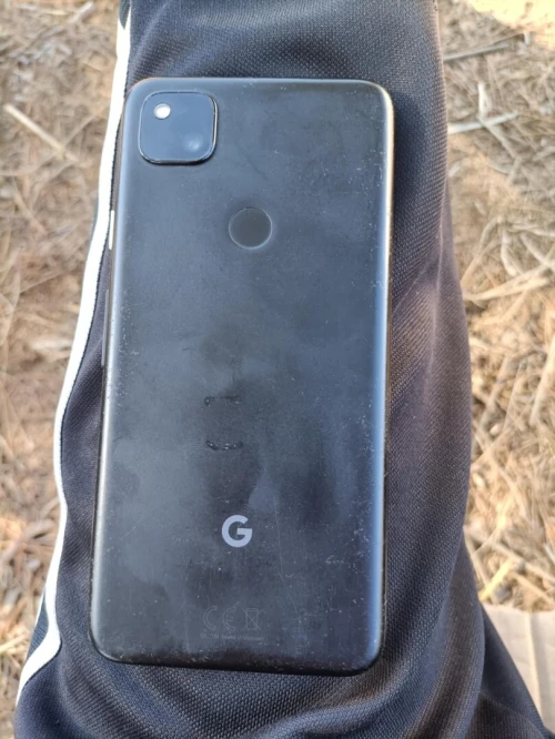 Googel pixel 4a هاتف ذكي