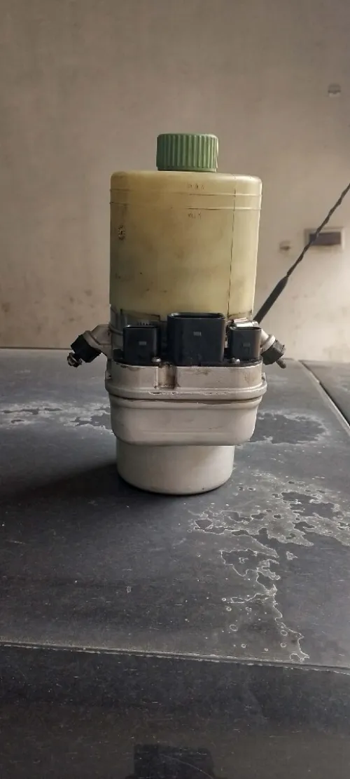 Pompe insisté et démarreur