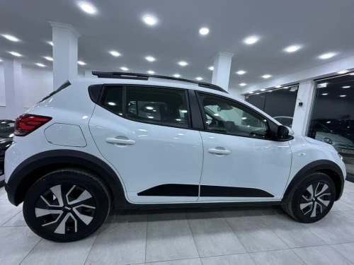 Dacia Sandero 2025 Stepway Expression plus