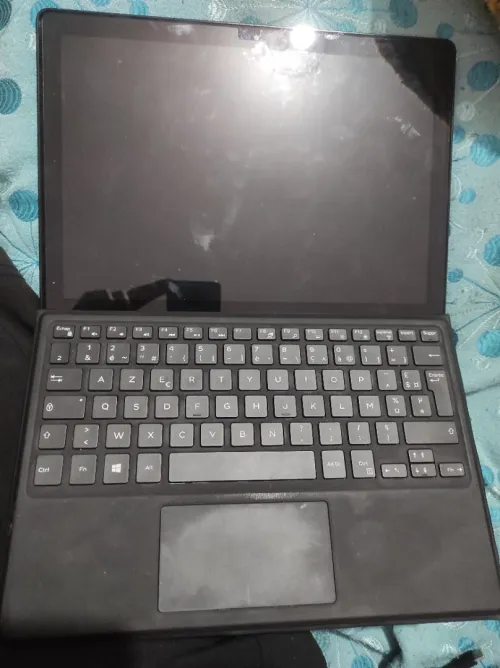 Dell Latitude 5285 pour pièces détachées
