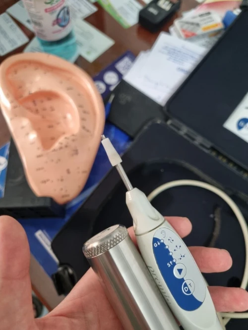 Detecteur de point d'accupuncture et d'auriculo (Sedatelec) + guide + pils de rechange