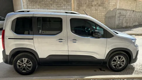 Peugeot Rifter 2023 Allure