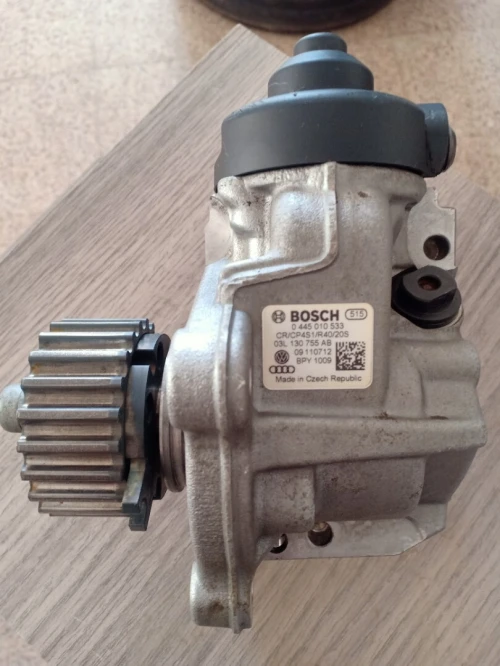 Pompe HP moteur 03L 140 cv 
