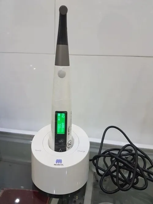 Lampe à polymériser Bluephase PowerCure + moteur endodontique TRI AUTO ZX2 morita