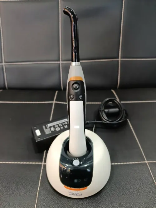 Lampe à polymériser Bluephase PowerCure + moteur endodontique TRI AUTO ZX2 morita